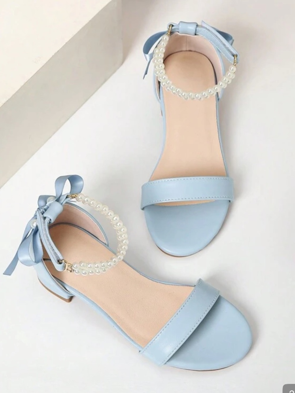 SHEIN Girls Blue Pearl Ankle Strap Low Heel Sandals Size 3.5